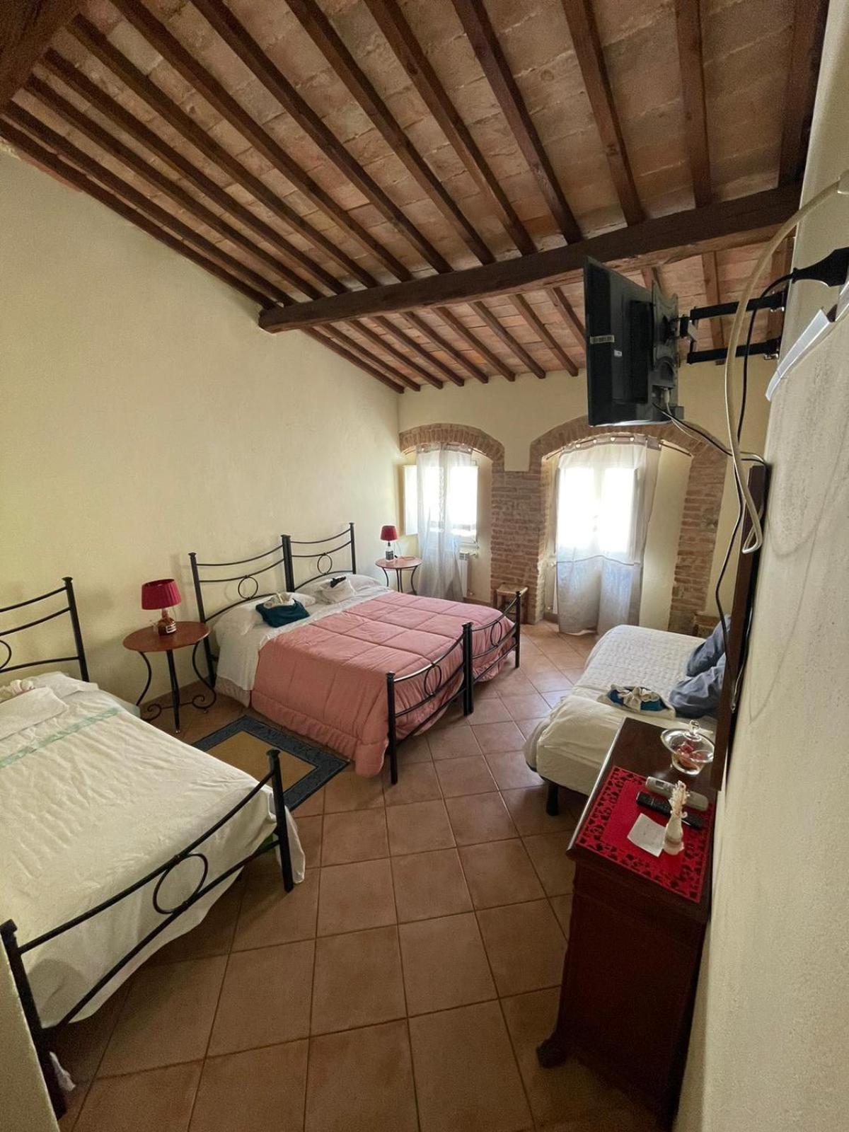 La Strega Ubriaca Bed and Breakfast Colle Val D'Elsa Εξωτερικό φωτογραφία